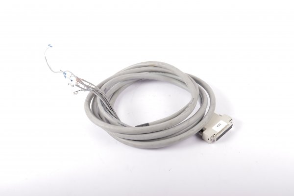 SIEMENS Sinumerik Analog Sollwertleitung 6FX2002-3AD02-1AD3  / 6FX6002-3AD02-1AD3  802S Base Line-STEPDRIVE C  3,5m