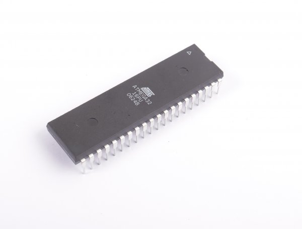 ATMEGA32-16PU IC MCU 8BIT 32KB FLASH 40DIP Mikrokontroller 16MHz #new old stock