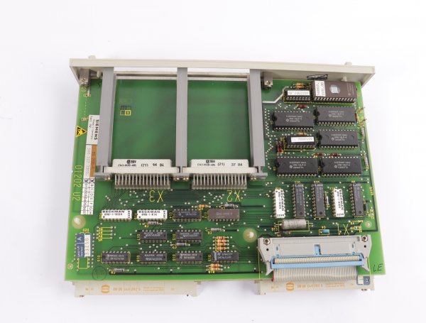 Siemens SIMATIC S5/SINUMERIK 3, 8 Zentralbaugruppe 921 6ES5921-3WB12 #used