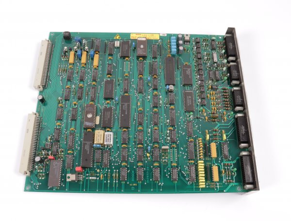 Bosch Platine 047976-307401 aus Farb Panel CC200T 698571  #used