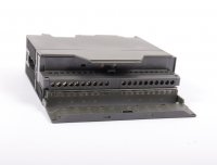 Siemens SIMATIC S7-300 Digitalausgabe SM 322  6ES7322-1BF01-0AA0 E-Stand:4  #used