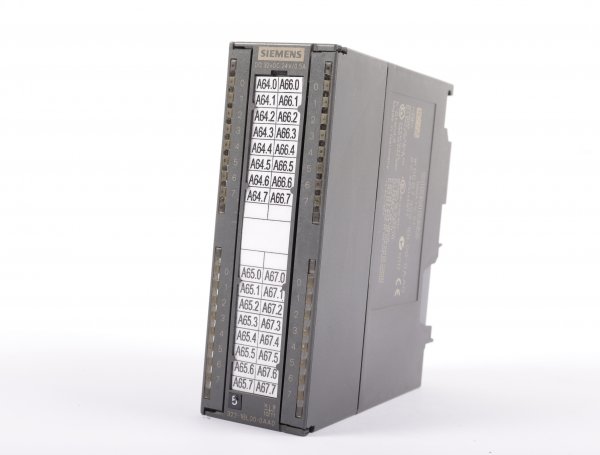 Siemens SIMATIC S7-300 Digitalausgabe SM 322 6ES7322-1BL00-0AA0 E-Stand:8 #used