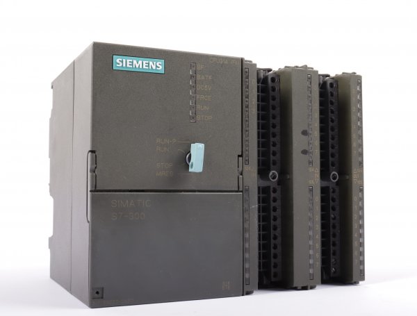Siemens SIMATIC S7-300, CPU 314 IFM KOMPAKT CPU 6ES7314-5AE02-0AB0 E-Stand:03 #used