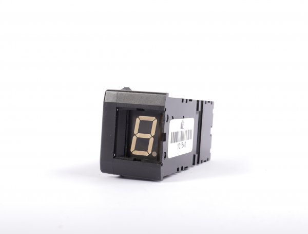Idec Siebensegmentanzeige DD33-F31P-DC24V #used