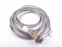 BALLUFF Induktiver Sensor BES 516-326-BO-C #used