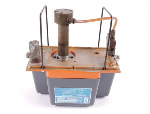 BAIER + KÖPPEL Zentralschmierung M.-E.A.tronic E-3771 ohne Plastikbehälter #used