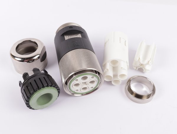 Schweiger Leistungsstecker Intercontec Gr.3 4-polig ohne Anschlusshülsen #new w/o box