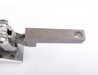 Destaco 807-UF Pneumatischer Kraftspanner 2220 N  horizontaler Zylinder Haltearm modifiziert #used