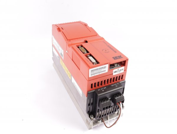 SEW MOVIDRIVE Frequenzumrichter MCH40A0015-5A3-4-0T  inkl. Bremswiderstand #used