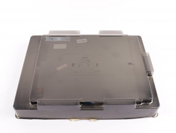 Siemens  SIMODRIVE 610 AC-VSA FBG Leistungsteil 6SC6108-0SG01 A28 8/16A 2 Achsen #used