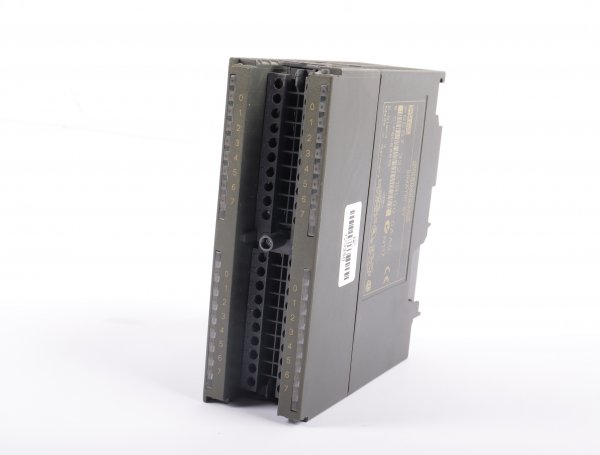 Siemens  SIMATIC S7-300, Digitalausgabe SM 322 6ES7322-1BL00-0AA0  #used