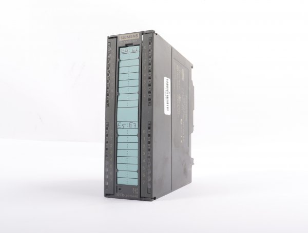 Siemens SIMATIC S7-300 Digitaleingabe SM 321 6ES7321-1BL00-0AA0 E-Stand:5 #used