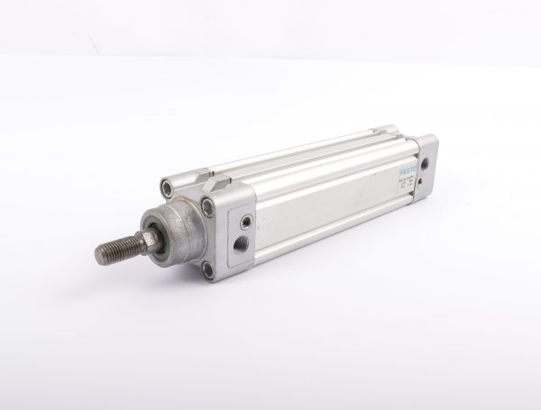 FESTO Normzylinder DNC-32-100-PPV 163323 #used