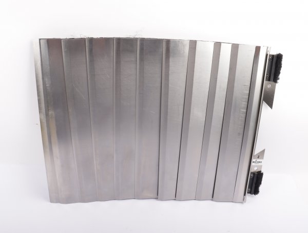 Maho Faltenbalg Gleitbahnschützer Führungsabdeckung Z-Achse aus Maho MH 600W CNC Fräsmaschine #used