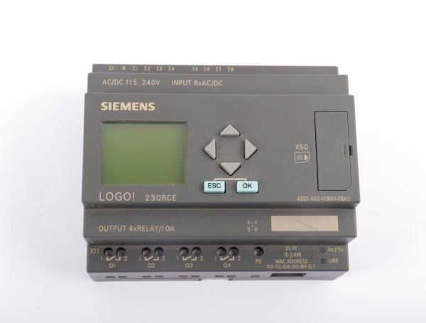 Siemens  LOGO! 230RCE Logikmodul  6ED1052-1FB00-0BA7  #used