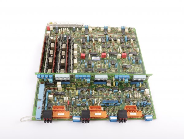 Siemens SIMODRIVE 610 AC-VSA FBG Regelung  6SC6100-0NA21 462 010.9070.21 #used