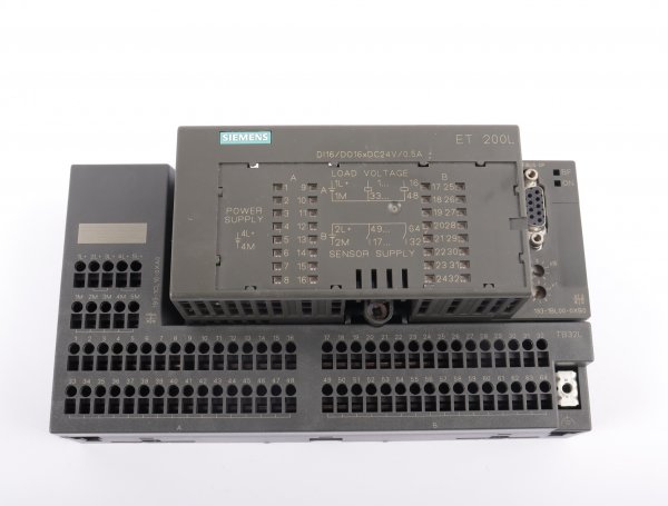 Siemens SIMATIC ET 200L 6ES7193-1CL10-0XA0 + 6ES7133-1BL00-0XB0 #used