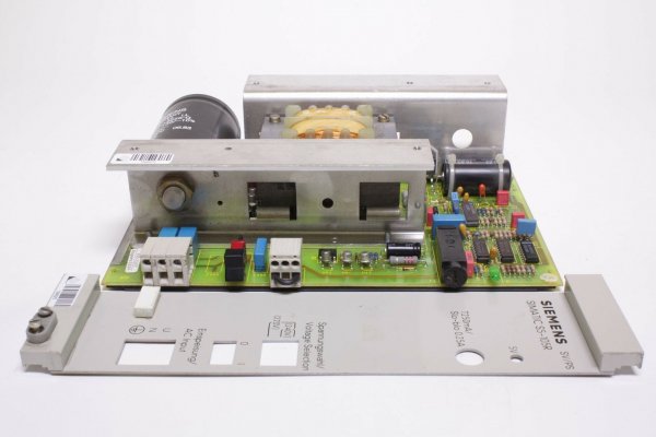 Siemens Simatic S5-105R 935-3LA12 Power supply