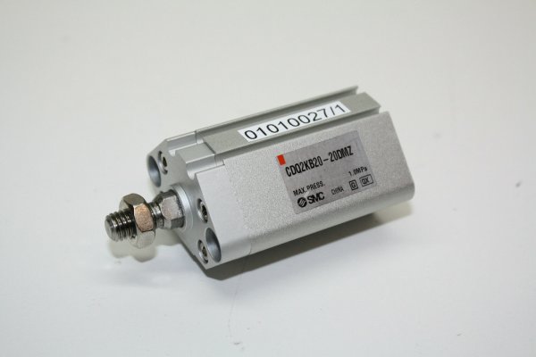 SMC Kompaktzylinder verdrehgesichert CDQ2KB20-20DMZ