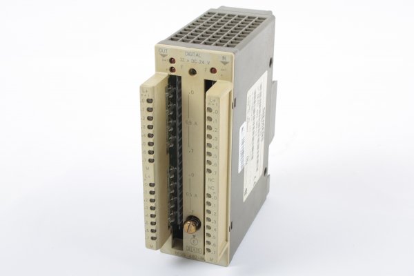 Siemens Simatic S5 6ES5482-8MA13 Digitales Ein/Ausgabe Modul E-Stand: 03 gebraucht