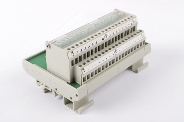 Siemens Sinumerik 6FC9302-2BK-01 Klemmleistenumsetzer gebraucht